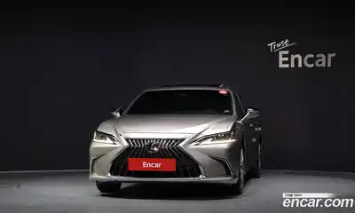 Lexus ES 2023 2.5 Автомат в Москве № 168163, миниатюра 9