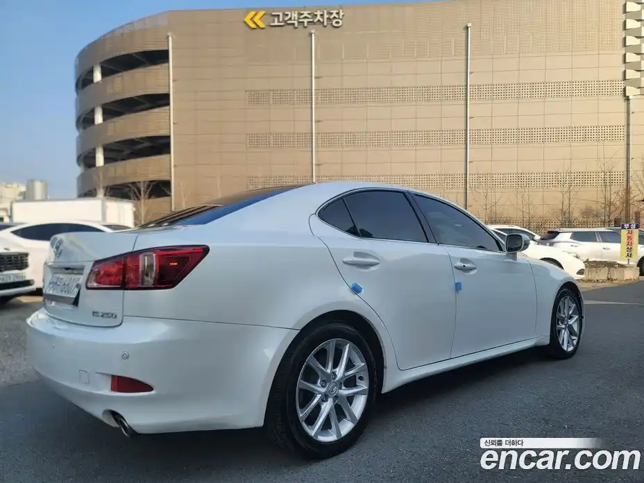 Lexus IS 2011 2.5 Автомат в Москве № 168208, фото 5
