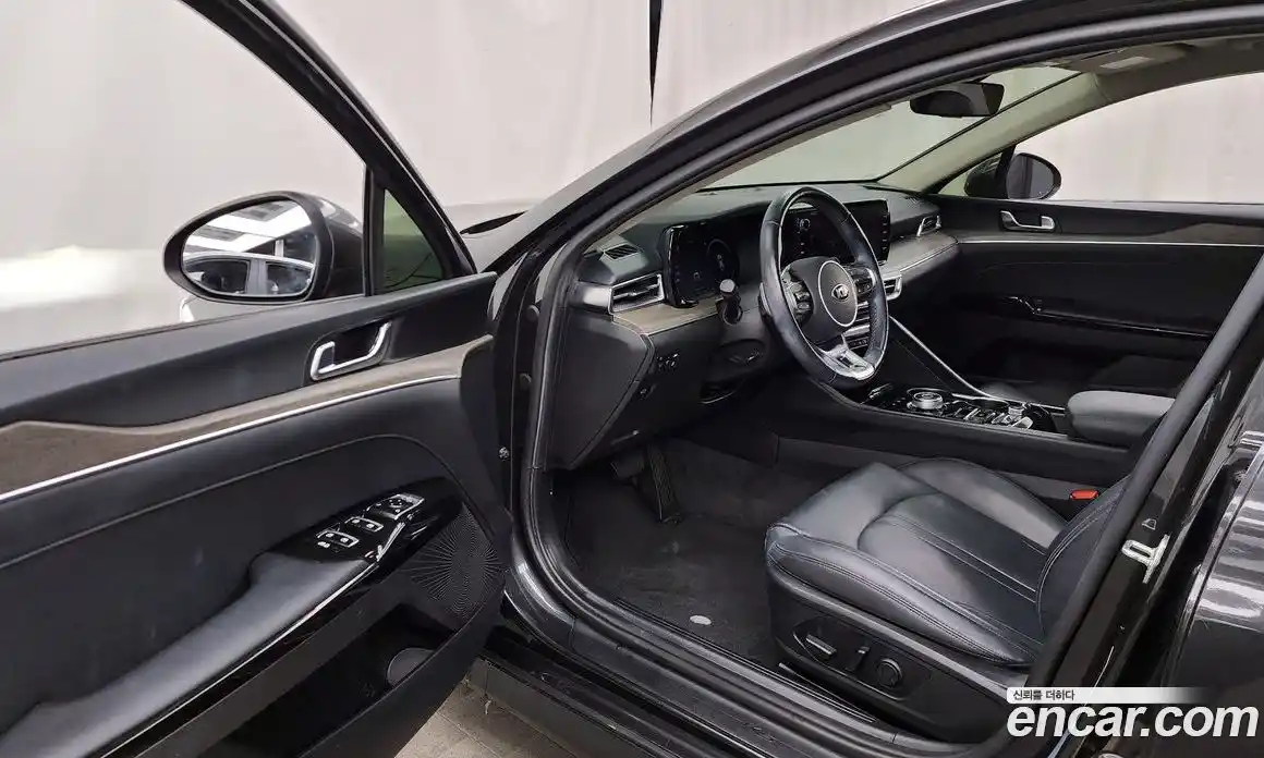 Kia K5 2021 2.0 Автомат в Москве № 16863, фото 14