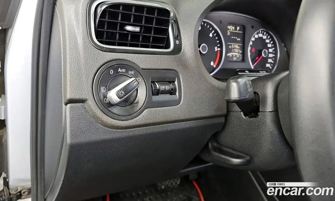 Volkswagen Polo 2013 1.6 Автомат в Москве № 169019, фото 12