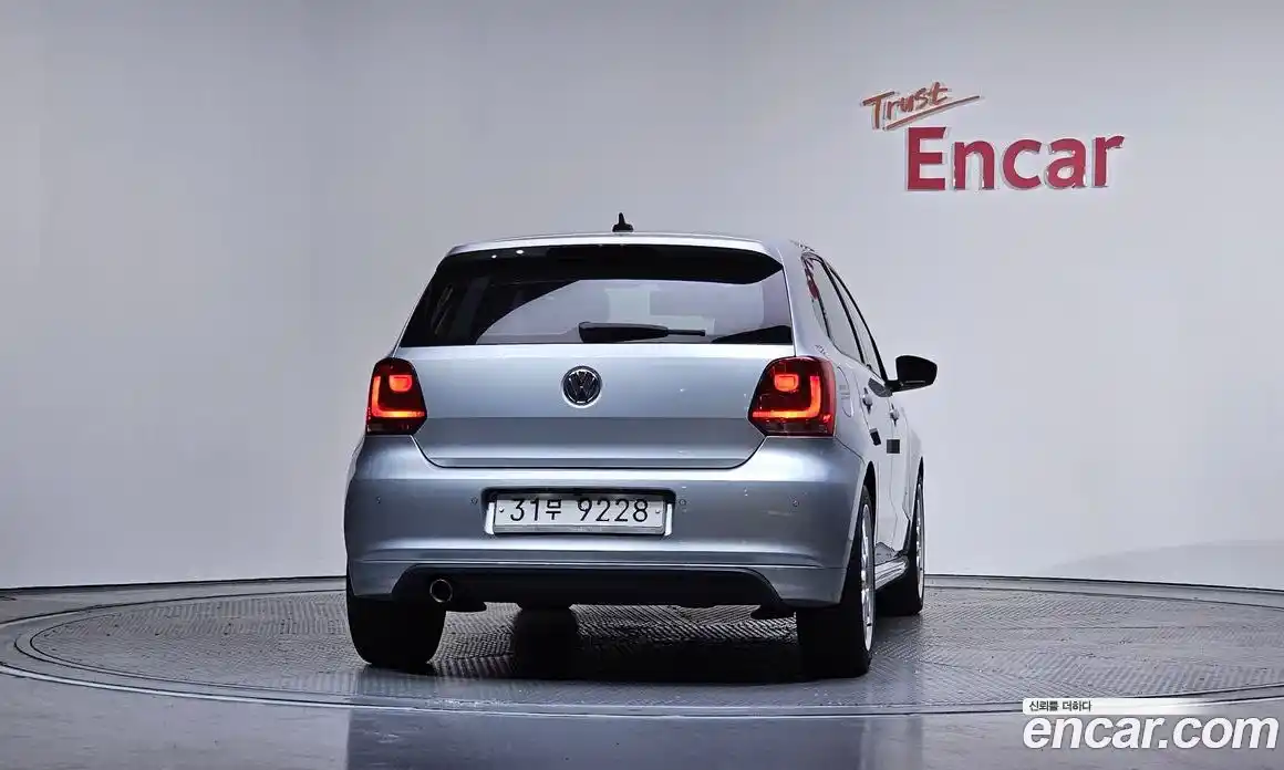 Volkswagen Polo 2013 1.6 Автомат в Москве № 169019, фото 7