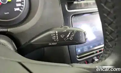 Volkswagen Polo 2013 1.6 Автомат в Москве № 169019, миниатюра 8