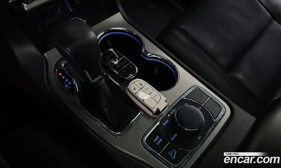 Jeep Cherokee 2019 3.6 Автомат в Москве № 169772, фото 19