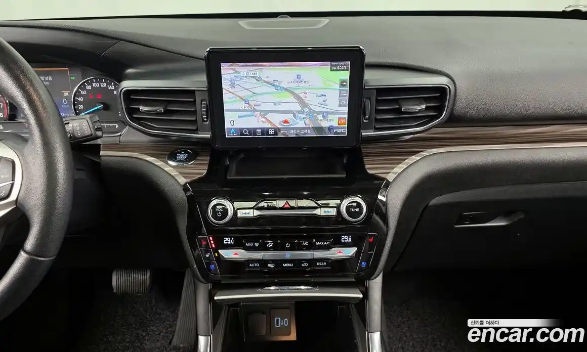 Ford Explorer 2021 2.3 Автомат в Москве № 170730, фото 15