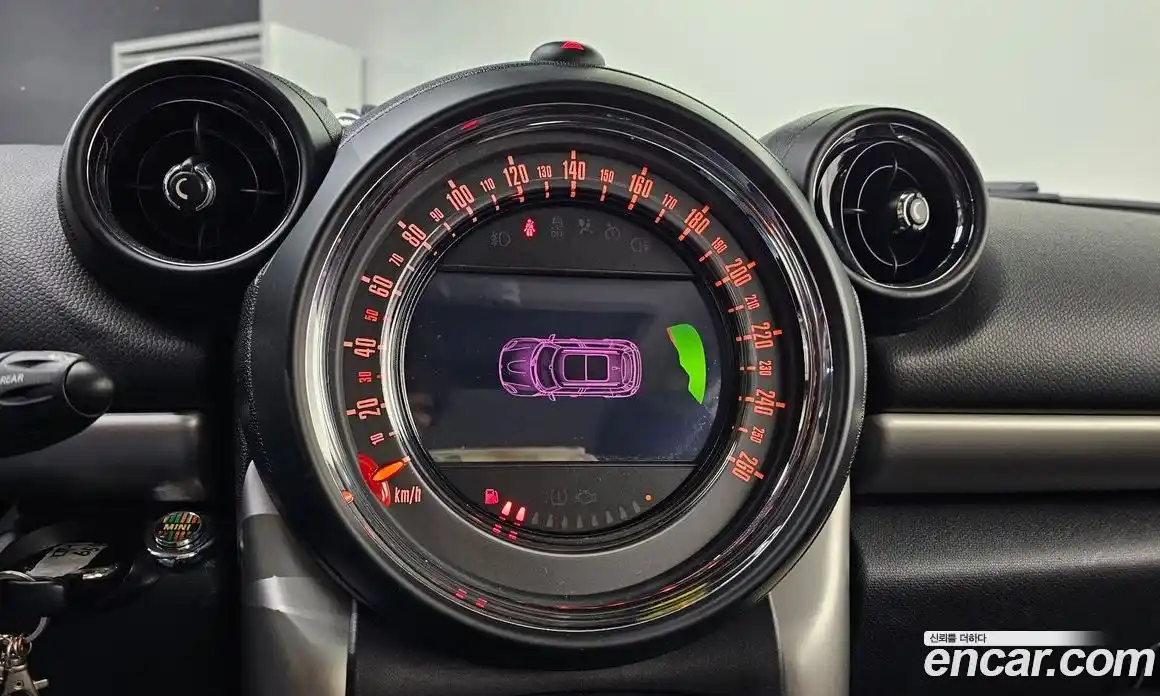 Mini Countryman 2015 2.0 Автомат в Москве № 174562, фото 14