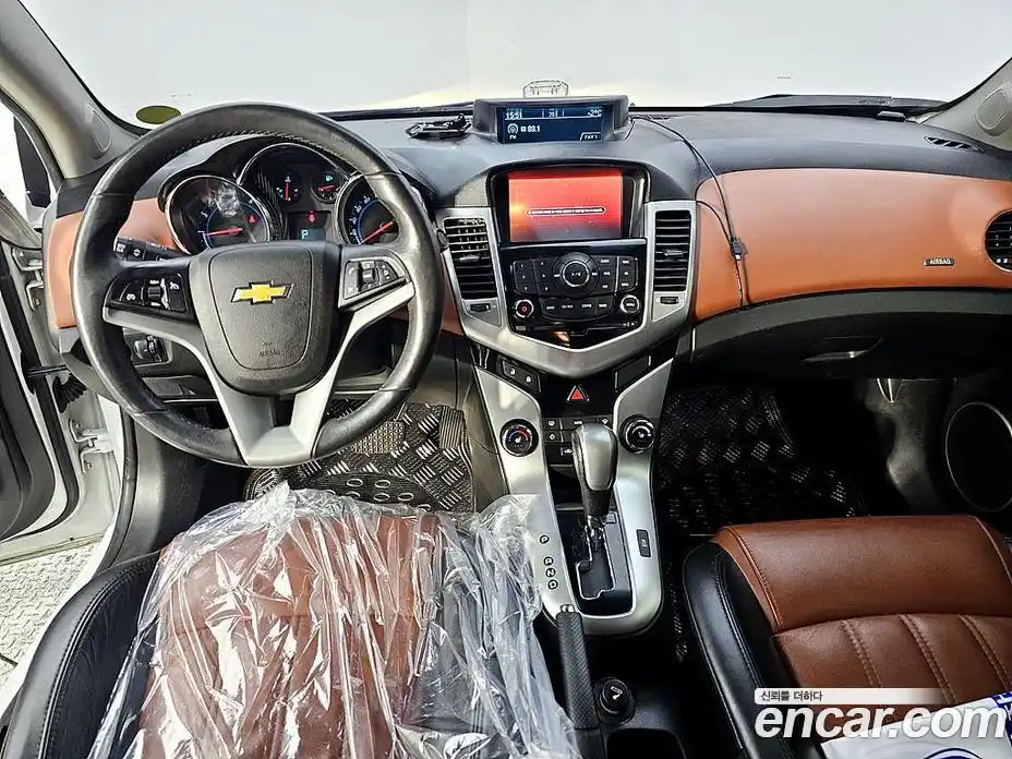 Chevrolet Cruze 2011 1.8 Автомат в Москве № 176009, фото 5