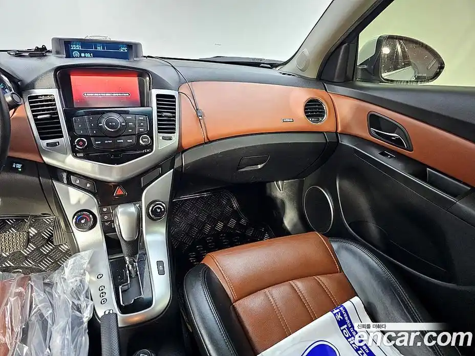 Chevrolet Cruze 2011 1.8 Автомат в Москве № 176009, фото 10