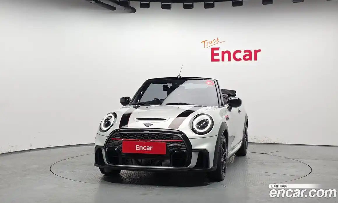 Mini Cooper Convertible 2023 2.0 Автомат в Москве № 177037, фото 14