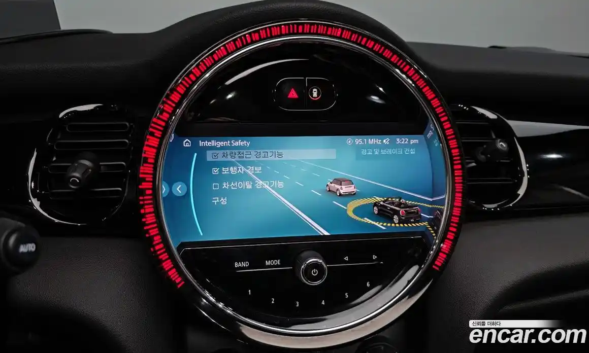 Mini Cooper Convertible 2023 2.0 Автомат в Москве № 177037, фото 17