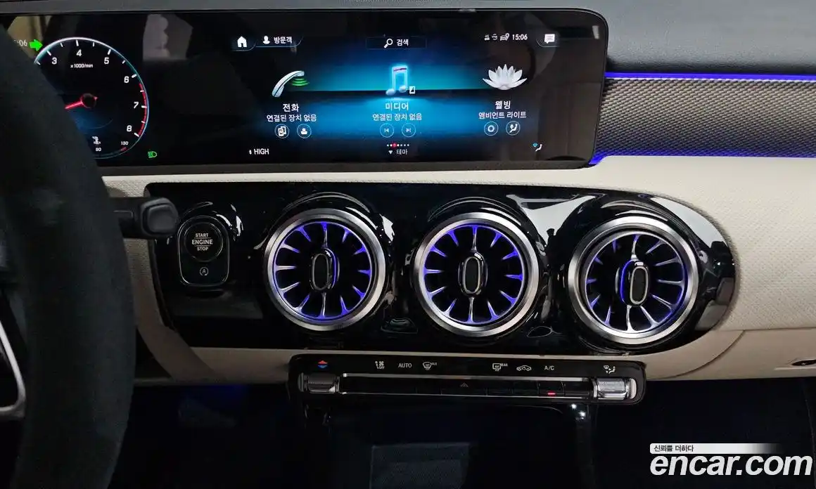 Mercedes-Benz A-Class 2022 2.0 Автомат в Москве № 177335, фото 14