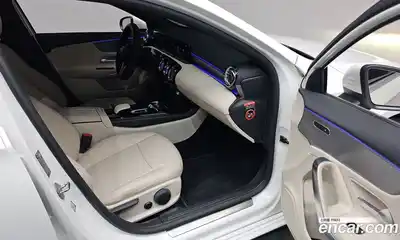 Mercedes-Benz A-Class 2022 2.0 Автомат в Москве № 177335, миниатюра 9