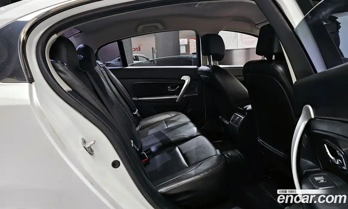 Renault SM5 2014 2.0 Автомат в Москве № 178233, фото 18