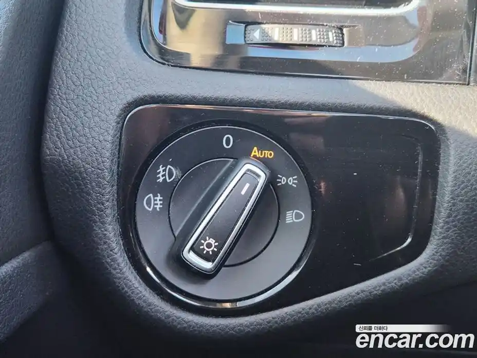 Volkswagen Golf 2015 2.0 Автомат в Москве № 182293, фото 19