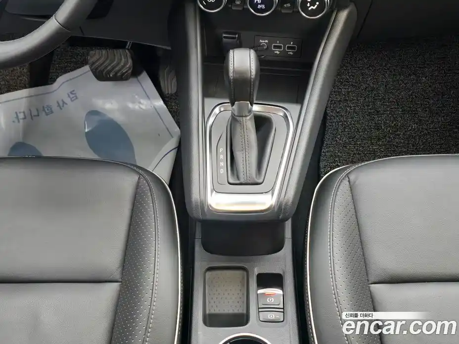 Renault Captur 2021 1.3 Автомат в Москве № 185399, фото 11