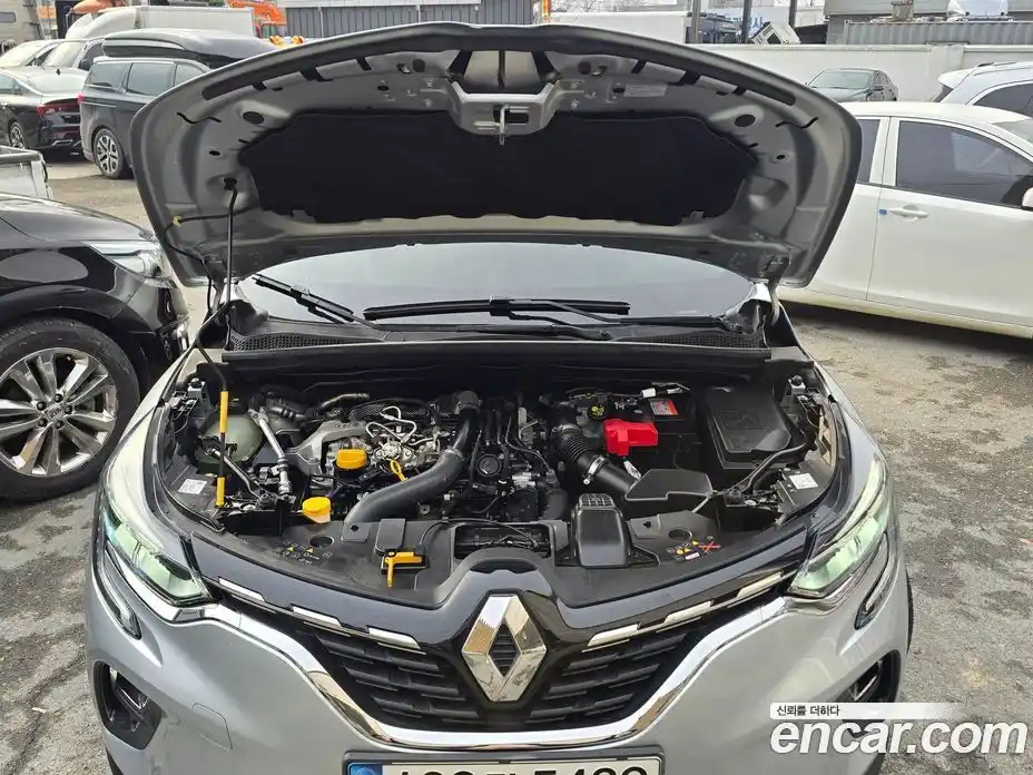 Renault Captur 2021 1.3 Автомат в Москве № 185399, фото 20