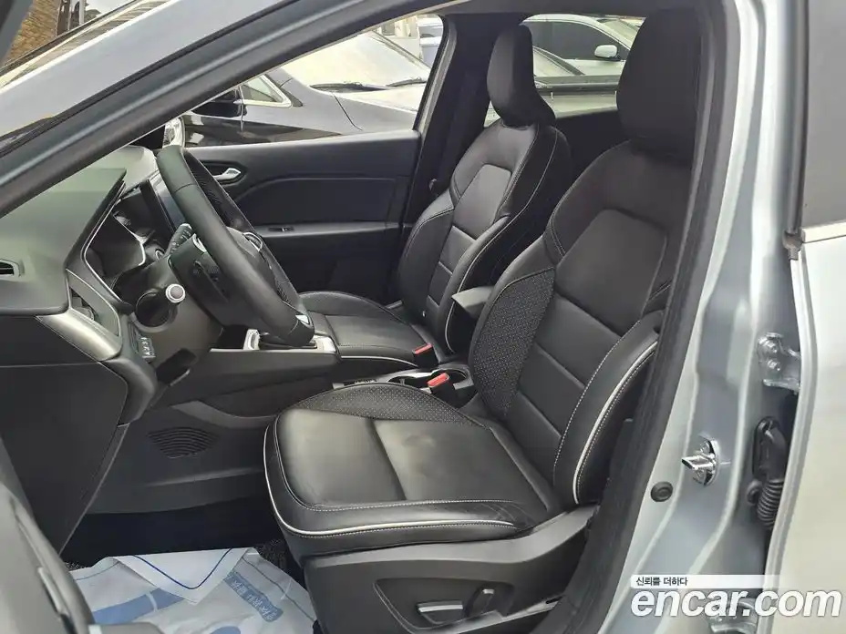 Renault Captur 2021 1.3 Автомат в Москве № 185399, фото 7