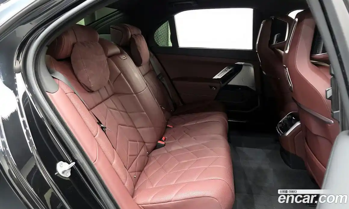 BMW 7-Series 2025 3.0 Автомат в Москве № 187766, фото 12