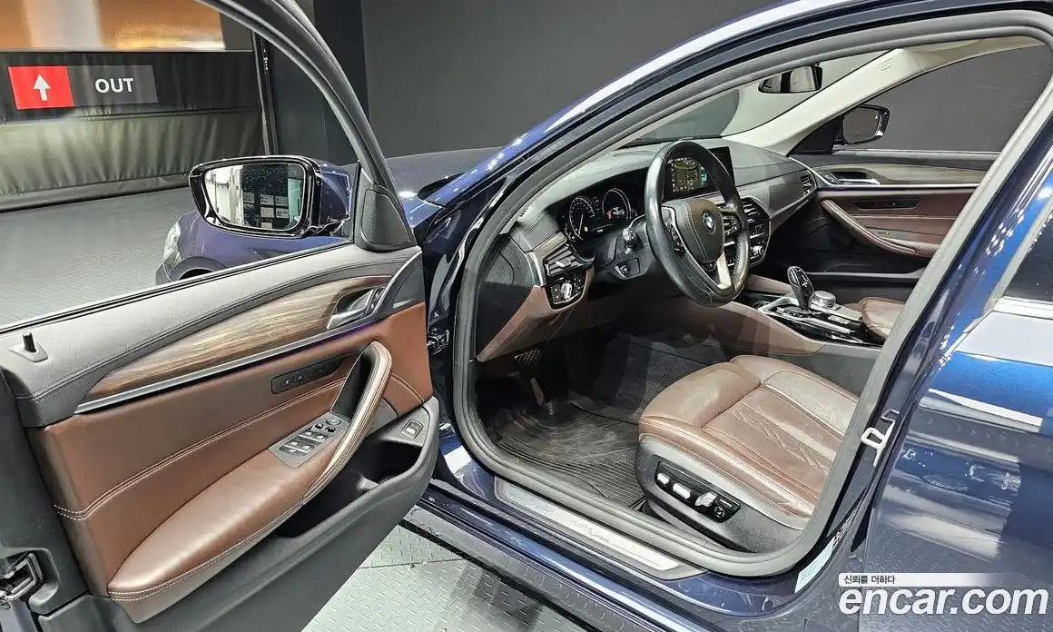 BMW 5-Series 2018 2.0 Автомат в Москве № 192210, фото 12