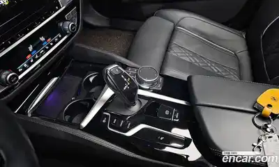 BMW 5-Series 2021 2.0 Автомат в Москве № 192290, миниатюра 2