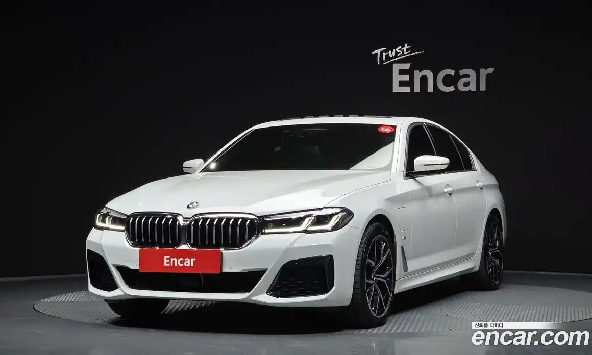 BMW 5-Series 2021 2.0 Автомат в Москве № 192506, фото 1