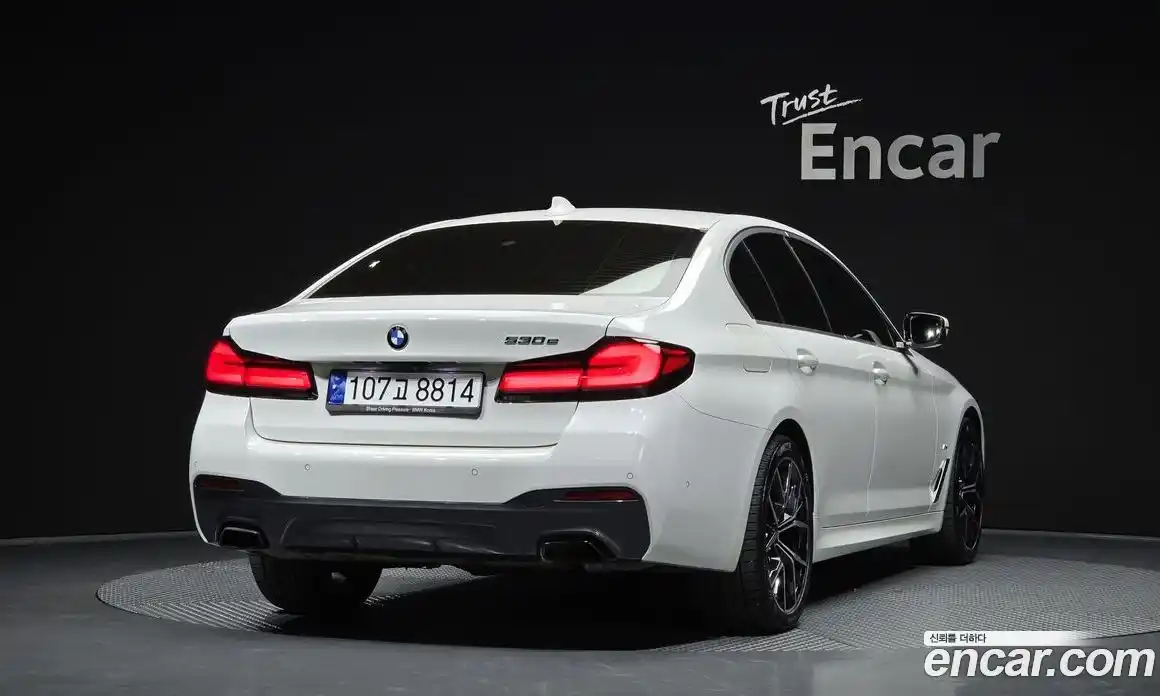 BMW 5-Series 2021 2.0 Автомат в Москве № 192506, фото 2