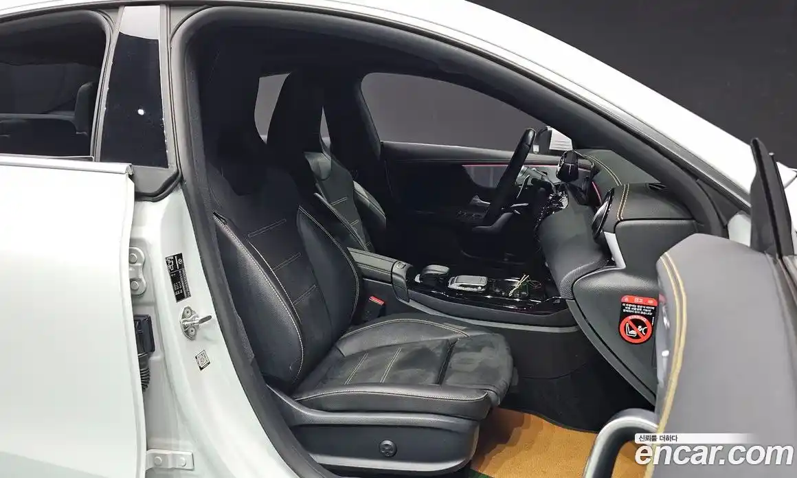 Mercedes-Benz CLA-Class 2021 2.0 Автомат в Москве № 195182, фото 11