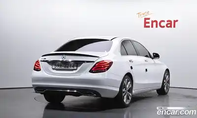 Mercedes-Benz C-Class 2018 2.0 Автомат в Москве № 195523, миниатюра 2