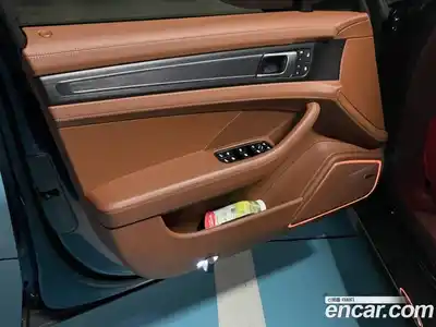 Porsche Panamera 2023 2.9 Автомат в Москве № 197127, миниатюра 2