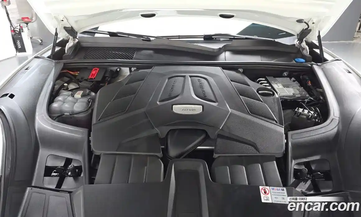 Porsche Cayenne 2023 3.0 Автомат в Москве № 197332, фото 19