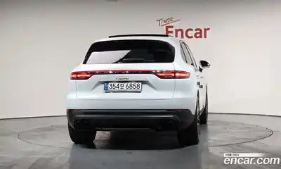 Porsche Cayenne 2023 3.0 Автомат в Москве № 197332, миниатюра 4