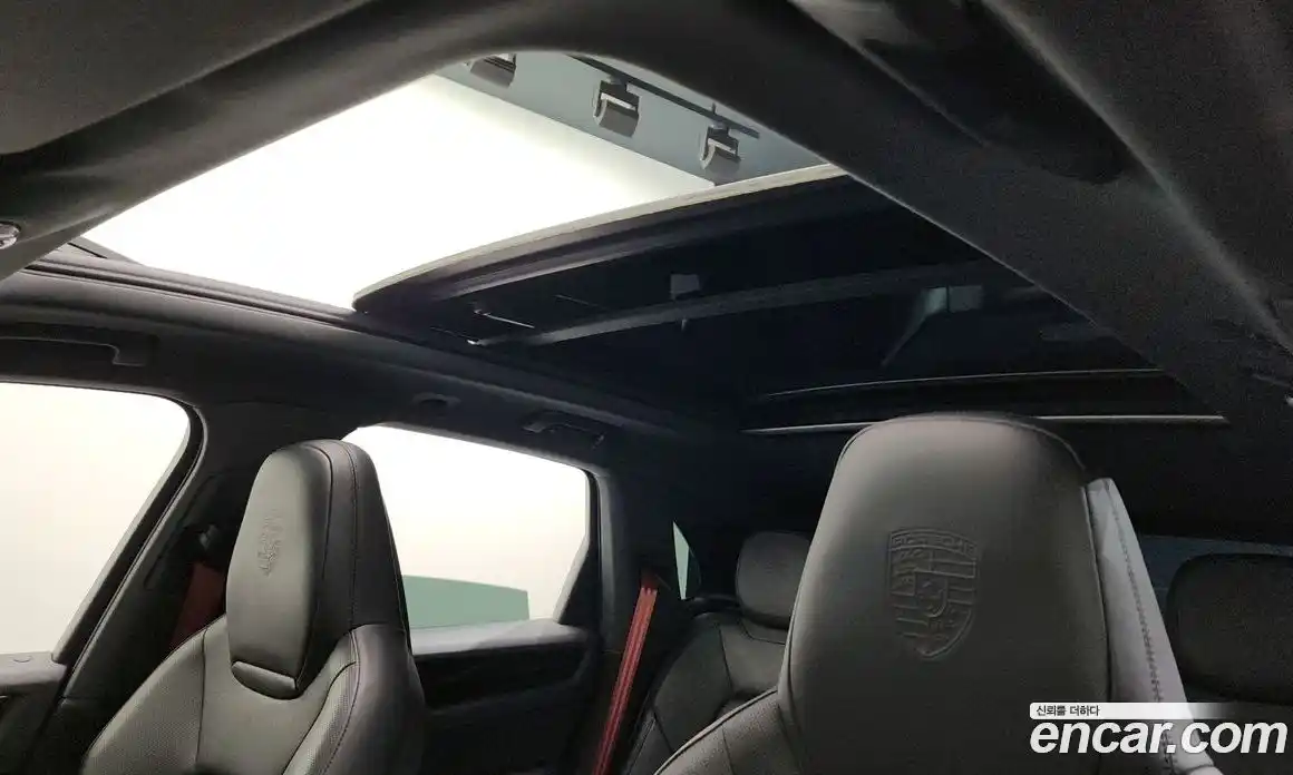 Porsche Cayenne 2019 3.0 Автомат в Москве № 197612, фото 18