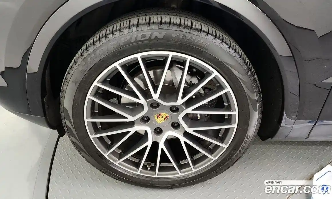 Porsche Cayenne 2019 3.0 Автомат в Москве № 197612, фото 5