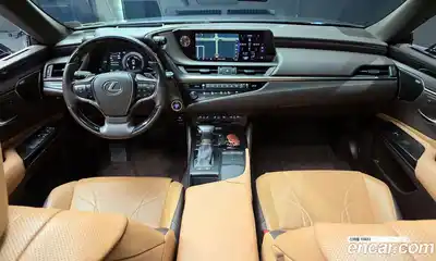Lexus ES 2019 2.5 Автомат в Москве № 198736, миниатюра 7