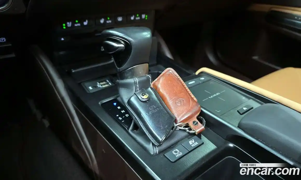 Lexus ES 2019 2.5 Автомат в Москве № 198736, фото 9