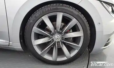 Volkswagen Arteon 2020 2.0 Автомат в Москве № 199131, миниатюра 7