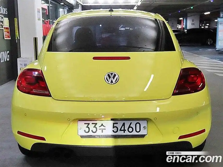 Volkswagen Beatle 2014 2.0 Автомат в Москве № 199226, фото 4