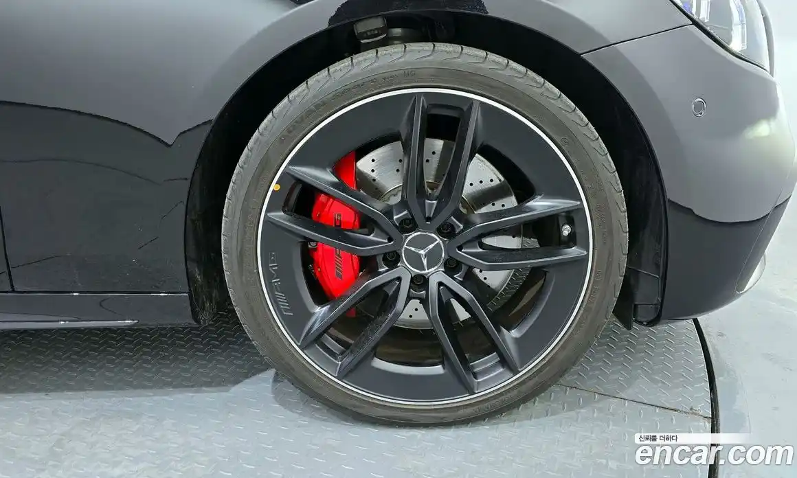 Mercedes-Benz E-Class 2023 3.0 Автомат в Москве № 201891, фото 6