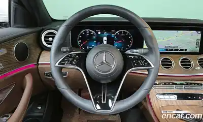 Mercedes-Benz E-Class 2023 2.0 Автомат в Москве № 203168, миниатюра 10