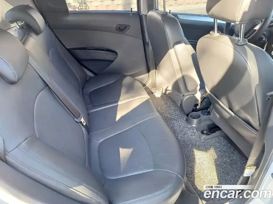 Chevrolet Spark 2014 1.0 Автомат в Москве № 203655, фото 9