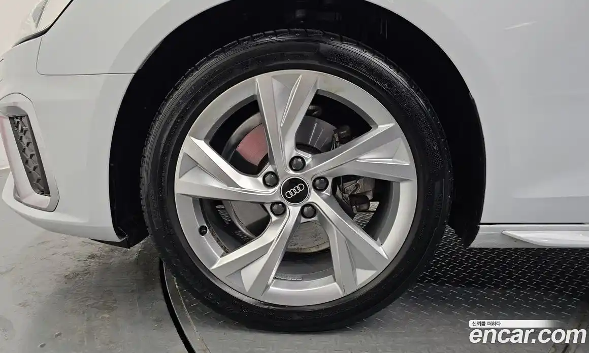 Audi A4 2021 2.0 Автомат в Москве № 207450, фото 5