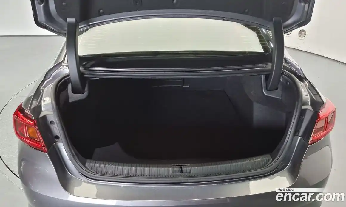 Renault SM6 2016 2.0 Автомат в Москве № 208938, фото 20