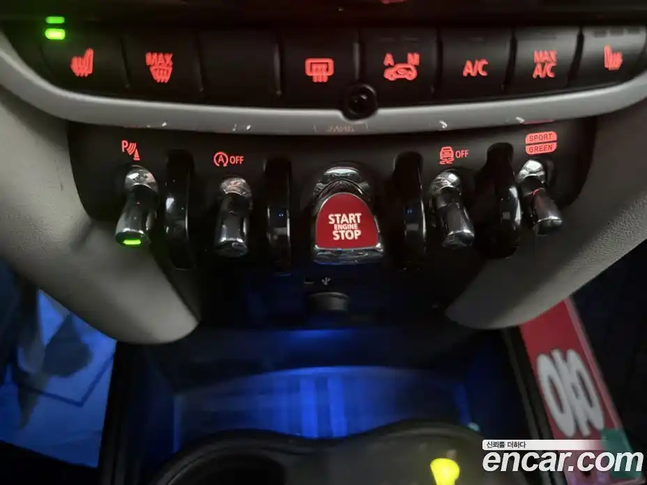 Mini Countryman 2018 2.0 Автомат в Москве № 210889, фото 16