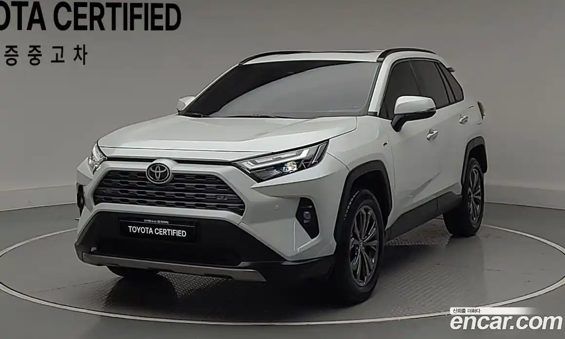 Toyota RAV4 2025 2.5 Автомат в Москве № 215573, фото 1