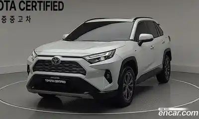 Toyota RAV4, 2025
