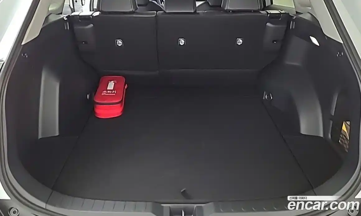 Toyota RAV4 2025 2.5 Автомат в Москве № 215573, фото 19