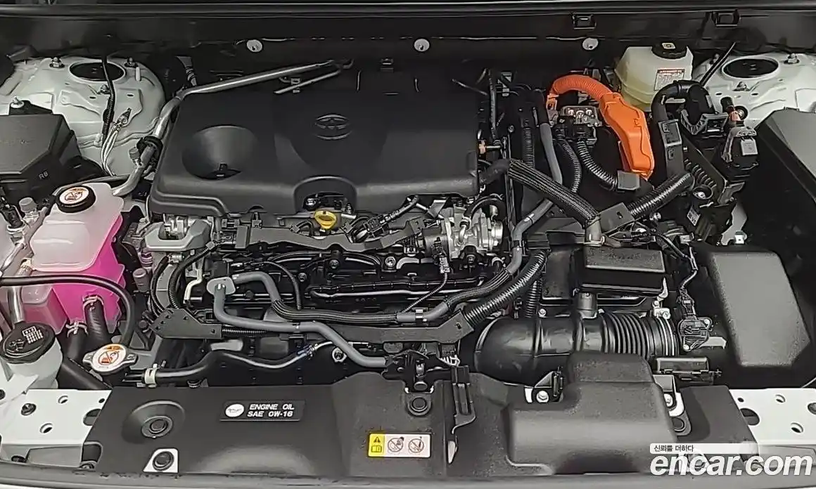 Toyota RAV4 2025 2.5 Автомат в Москве № 215573, фото 6