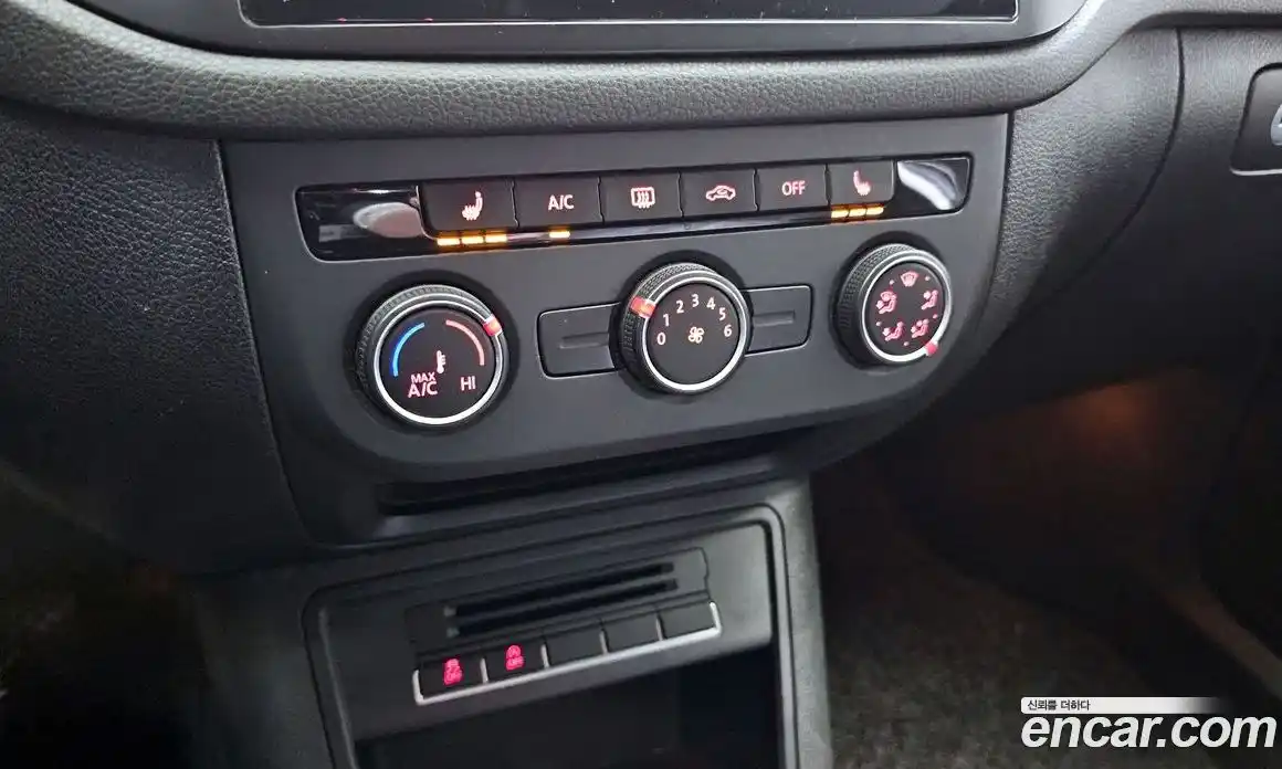 Volkswagen Tiguan 2016 2.0 Автомат в Москве № 217136, фото 17