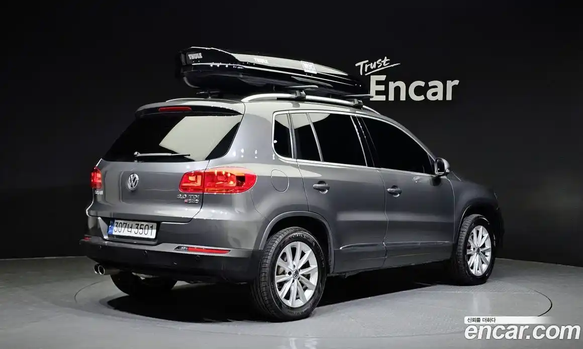 Volkswagen Tiguan 2016 2.0 Автомат в Москве № 217136, фото 2