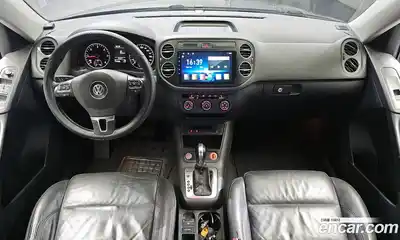 Volkswagen Tiguan 2016 2.0 Автомат в Москве № 217136, миниатюра 7