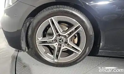 Mercedes-Benz E-Class 2023 2.0 Автомат в Москве № 220342, миниатюра 5